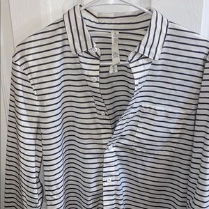 Lululemon Small Button Up